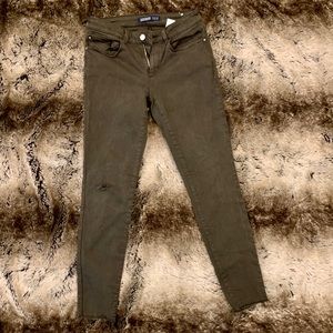 Zara Mid-Rise Distressed Skinny Jeans